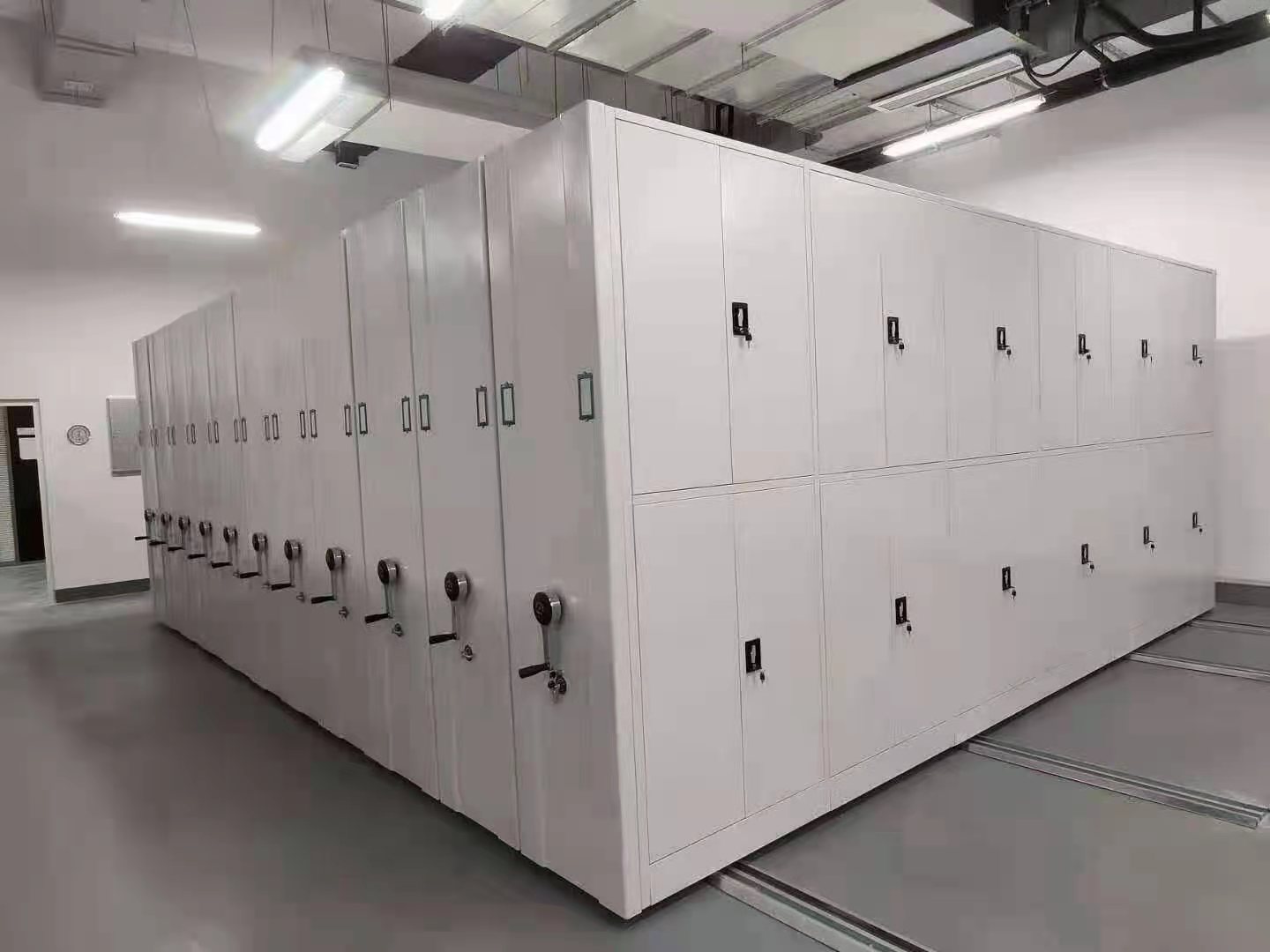 山东手动密集架